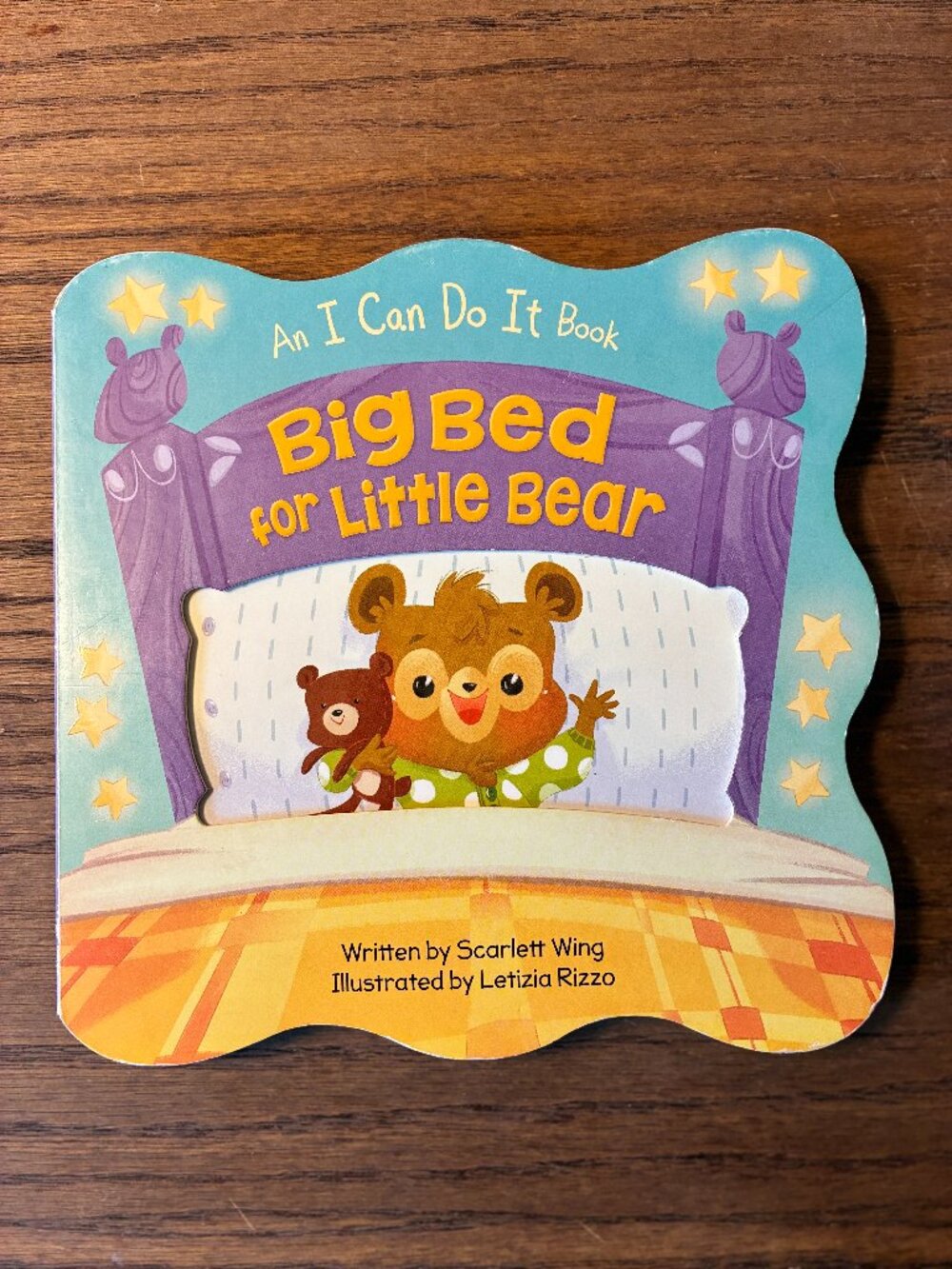 Big Bed for Little Bear (An I Can Do It Book); Written by Scarlett Wing